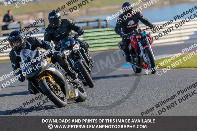 PJM Wedding Photography;enduro digital images;event digital images;eventdigitalimages;mallory park;mallory park photographs;mallory park trackday;mallory park trackday photographs;no limits trackdays;peter wileman photography;racing digital images;trackday digital images;trackday photos